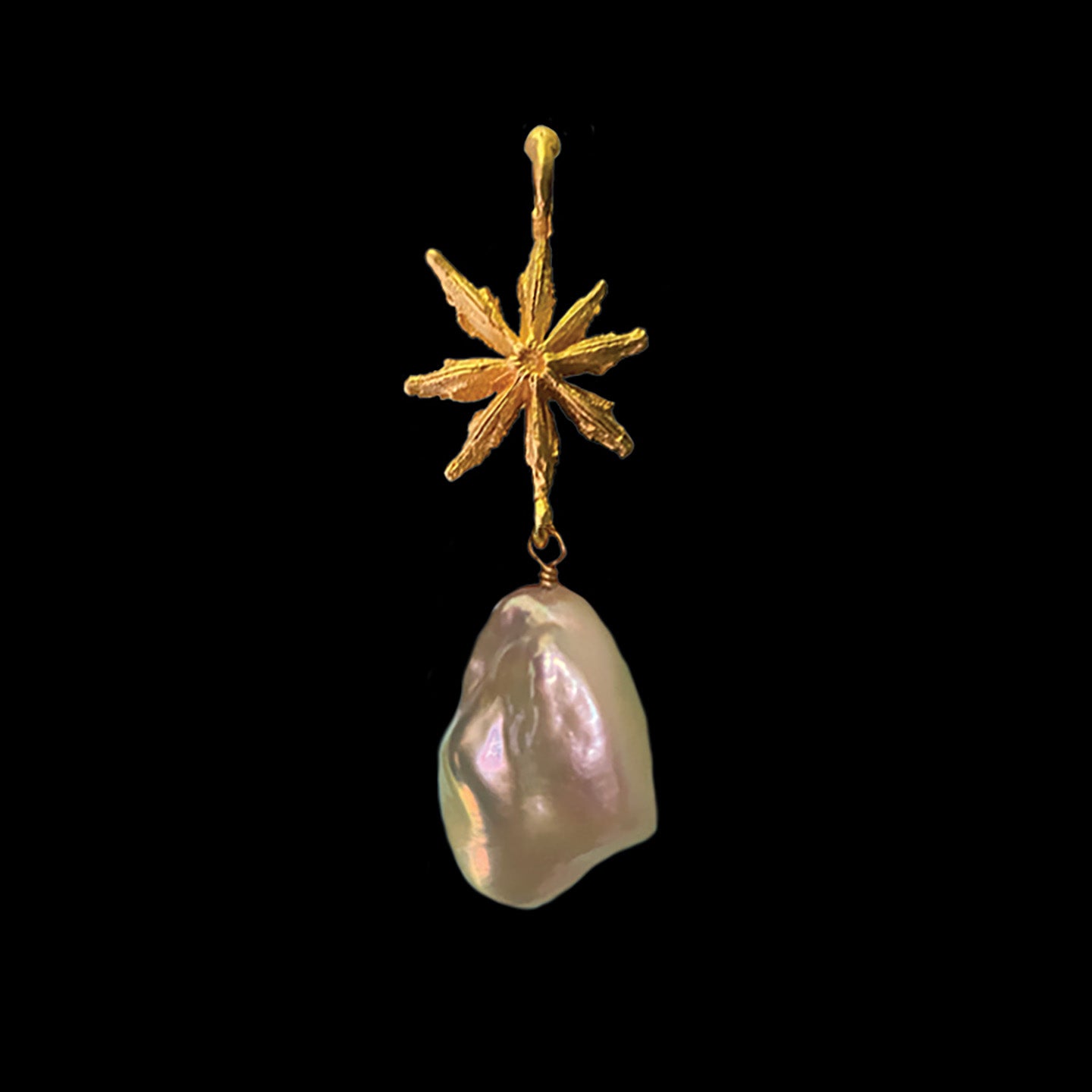 Anise Drop with White Coin Pearl