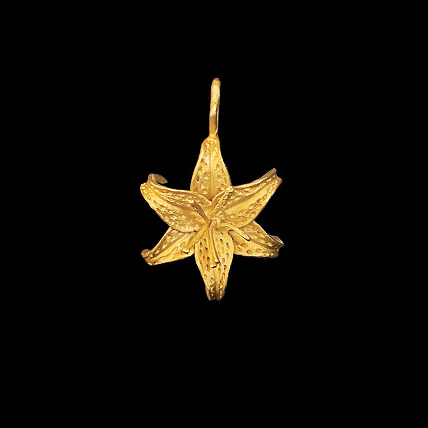 Cassablanca Lilly Medium Drop