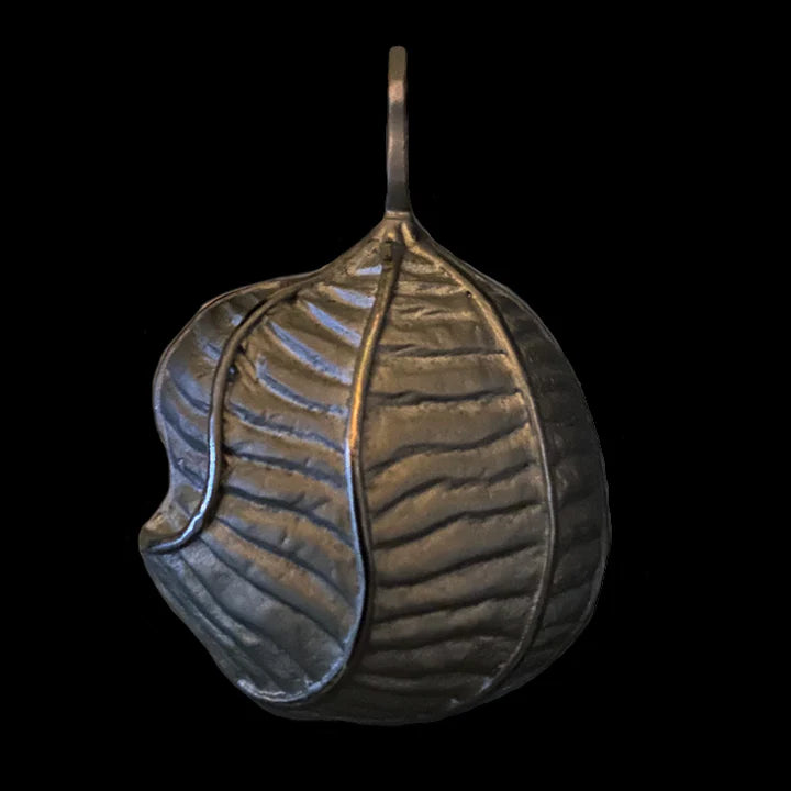 Trumpet Snakewood Leaf Black Rhodium Drop